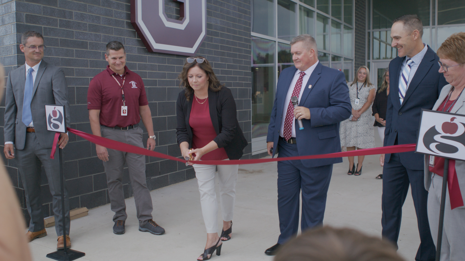 Grandville Middle School Ribbon Cutting Owen Ames Kimball