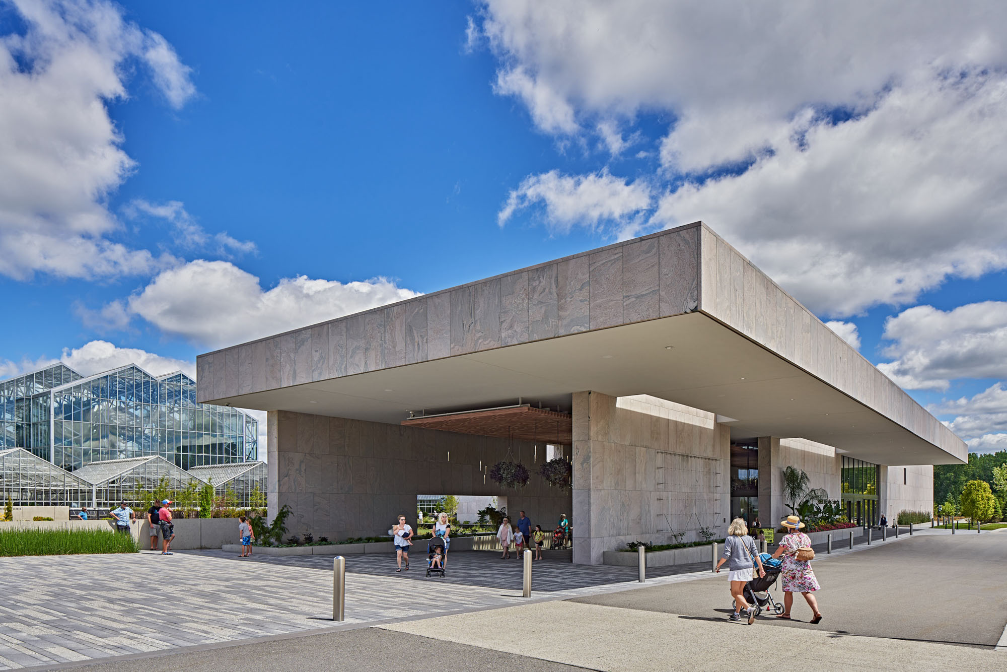 Frederik Meijer Gardens Honoring a Legacy of Love Owen Ames Kimball