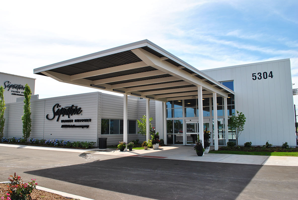 Signature Flight Support Owen Ames Kimball